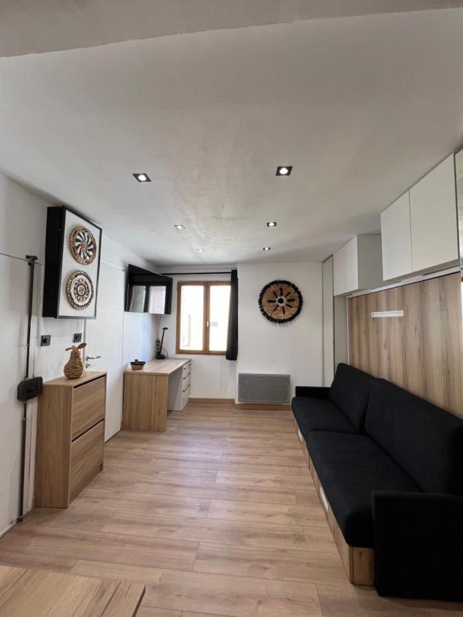Apartment Contemporain, A Deux Pas De La A !