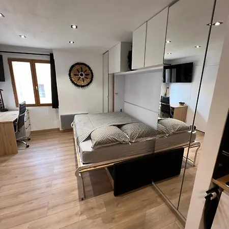 Studio Contemporain, A Deux Pas De La Mer A La Ciotat ! Exterior photo